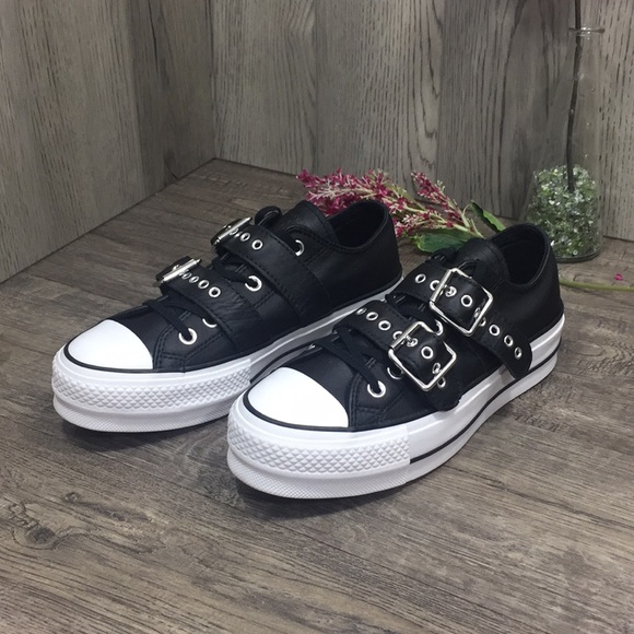 chuck taylor all star lift buckle low top